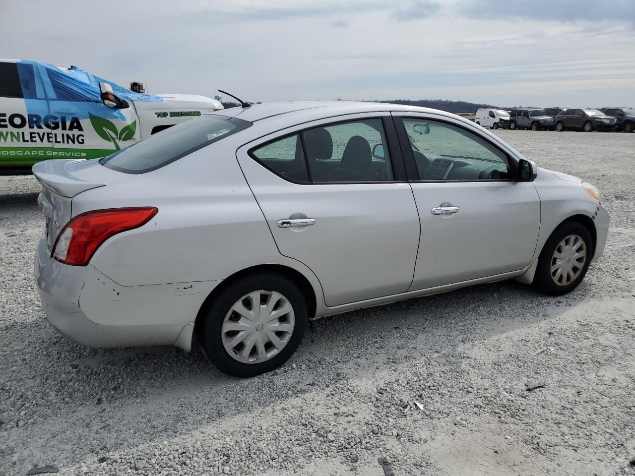 2014 Nissan Versa VIN 3N1CN7AP4EL835485 Copart auction photo, front end damage thumbnail 3