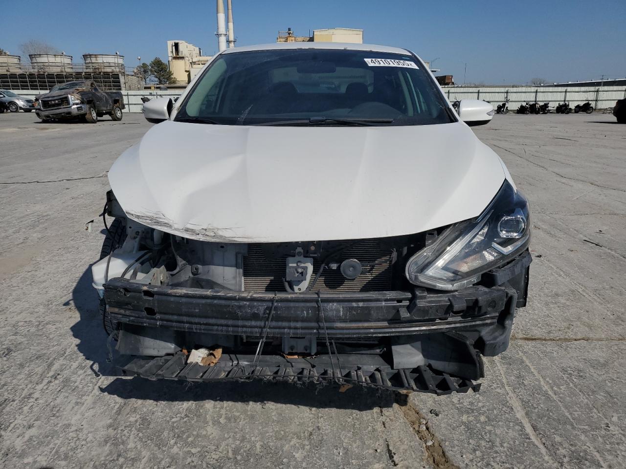 2017 Nissan Sentra VIN 3N1AB7AP3HY251313 Copart auction photo, front end / minor dent/scratches damage thumbnail 5
