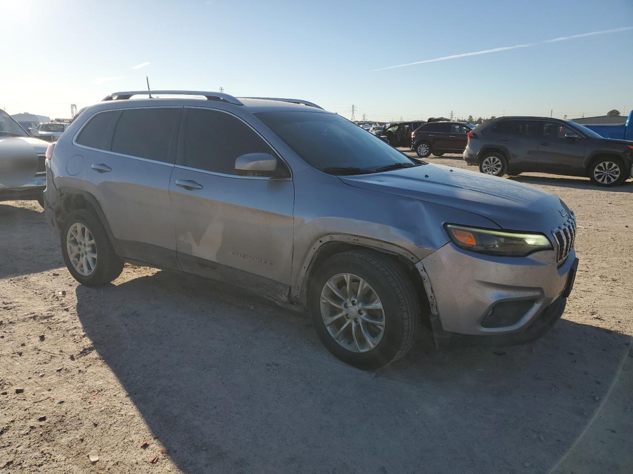 2019 Jeep Grand Cherokee VIN 1C4PJLCB6KD296812 Copart auction photo, side / minor dent/scratches damage thumbnail 4