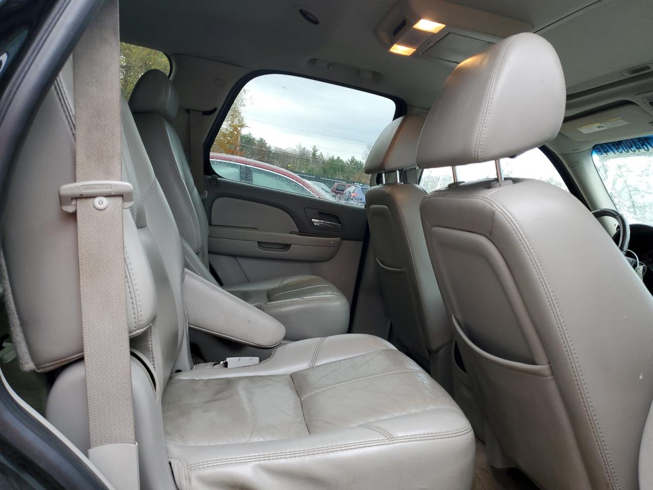 2007 GMC Yukon VIN 1GKFK13077R274926 Copart auction photo, side / minor dent/scratches damage thumbnail 11