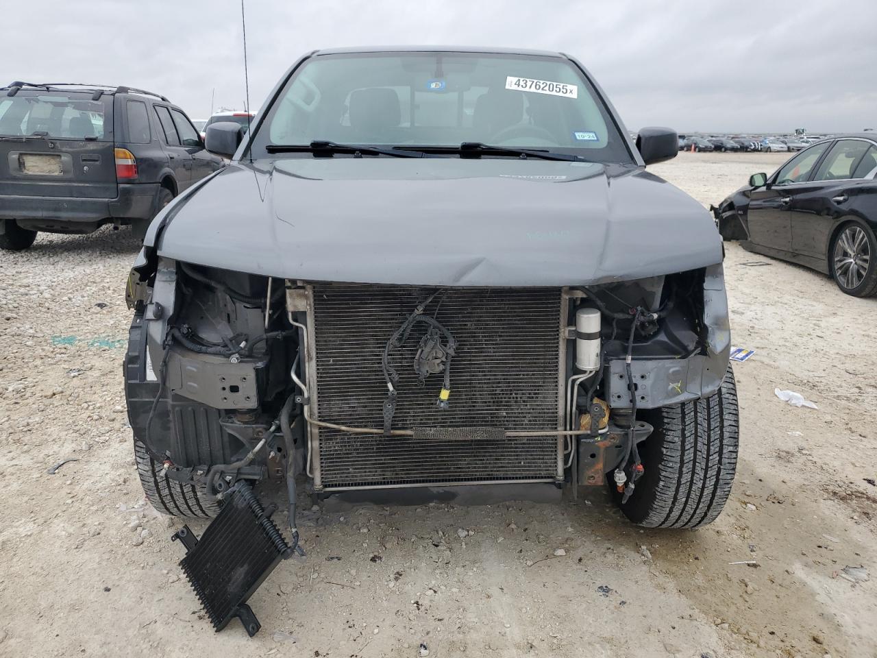 2019 Nissan Navara (Frontier) VIN 1N6AD0ERXKN796498 Copart auction photo, front end damage thumbnail 5