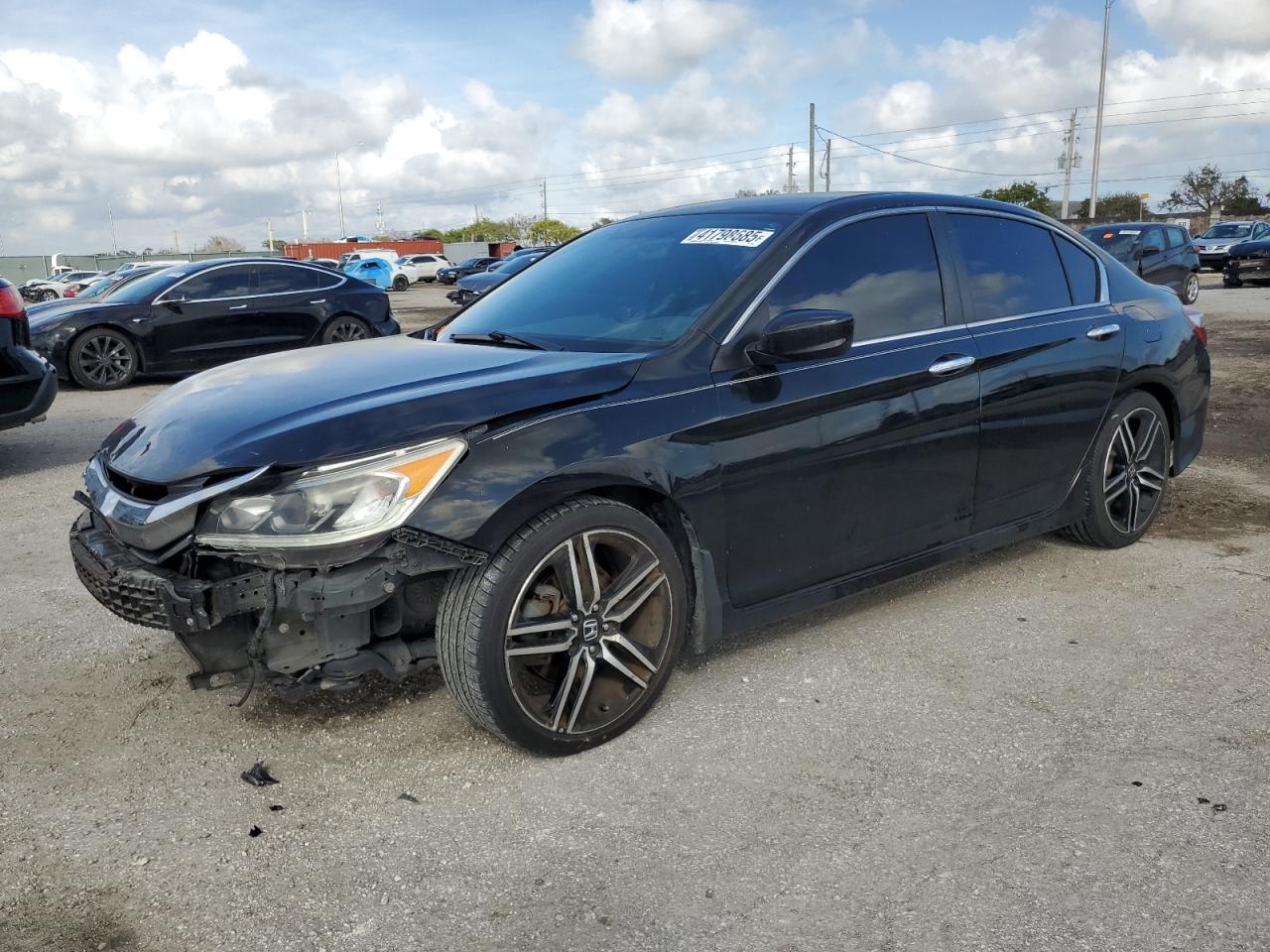 2017 Honda Accord VIN 1HGCR2F5XHA283435