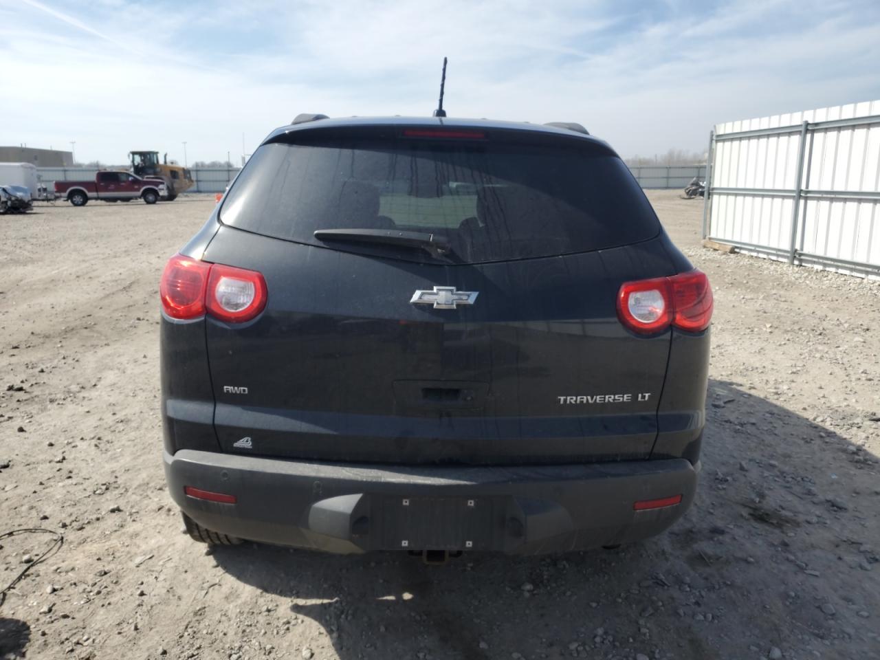 2011 Chevrolet Traverse VIN 1GNKVGED7BJ267753 Copart auction photo, side / front end damage thumbnail 6
