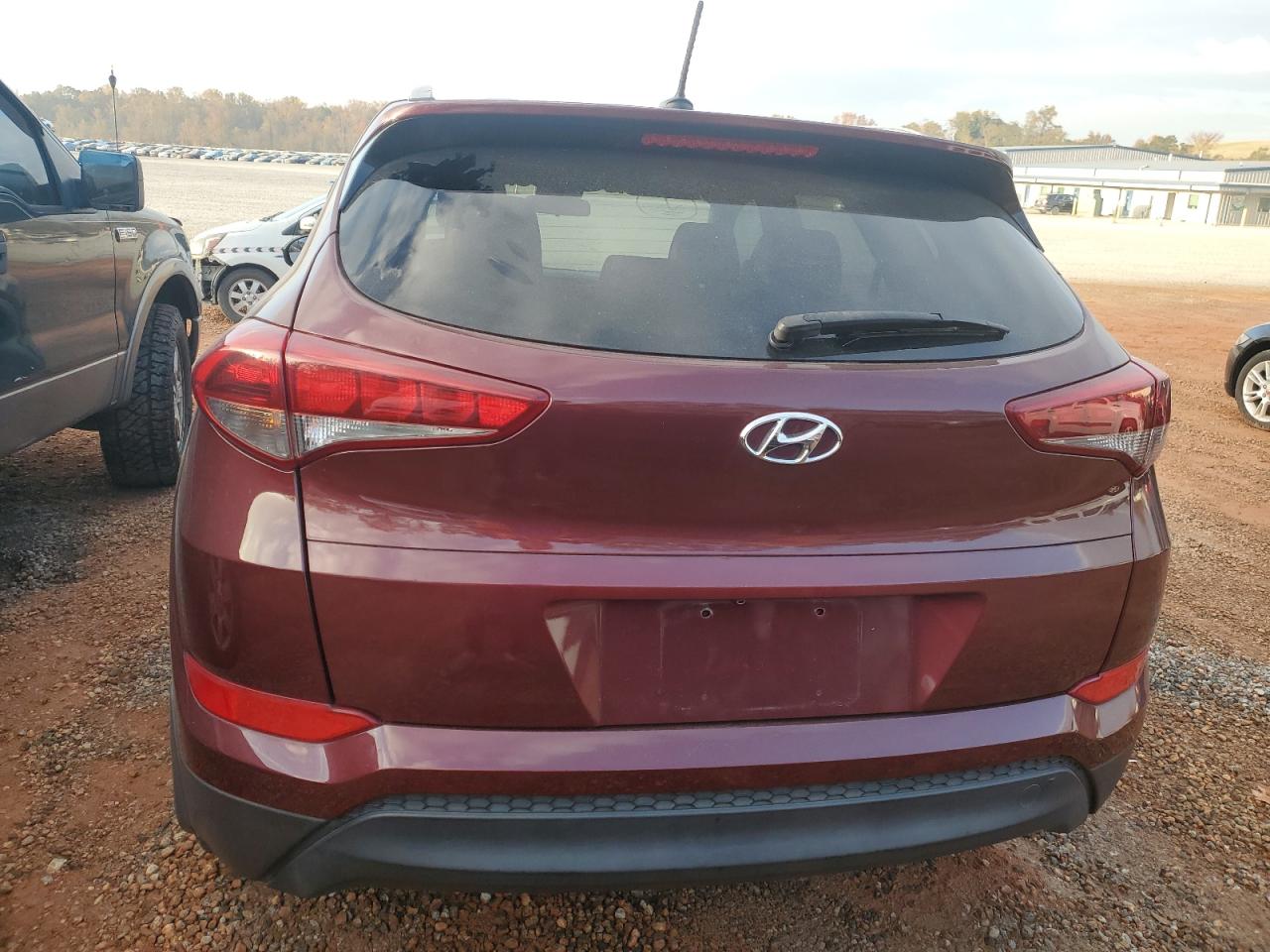 2016 Hyundai Tucson VIN KM8J33A40GU030273 Copart auction photo, minor dent/scratches damage thumbnail 6