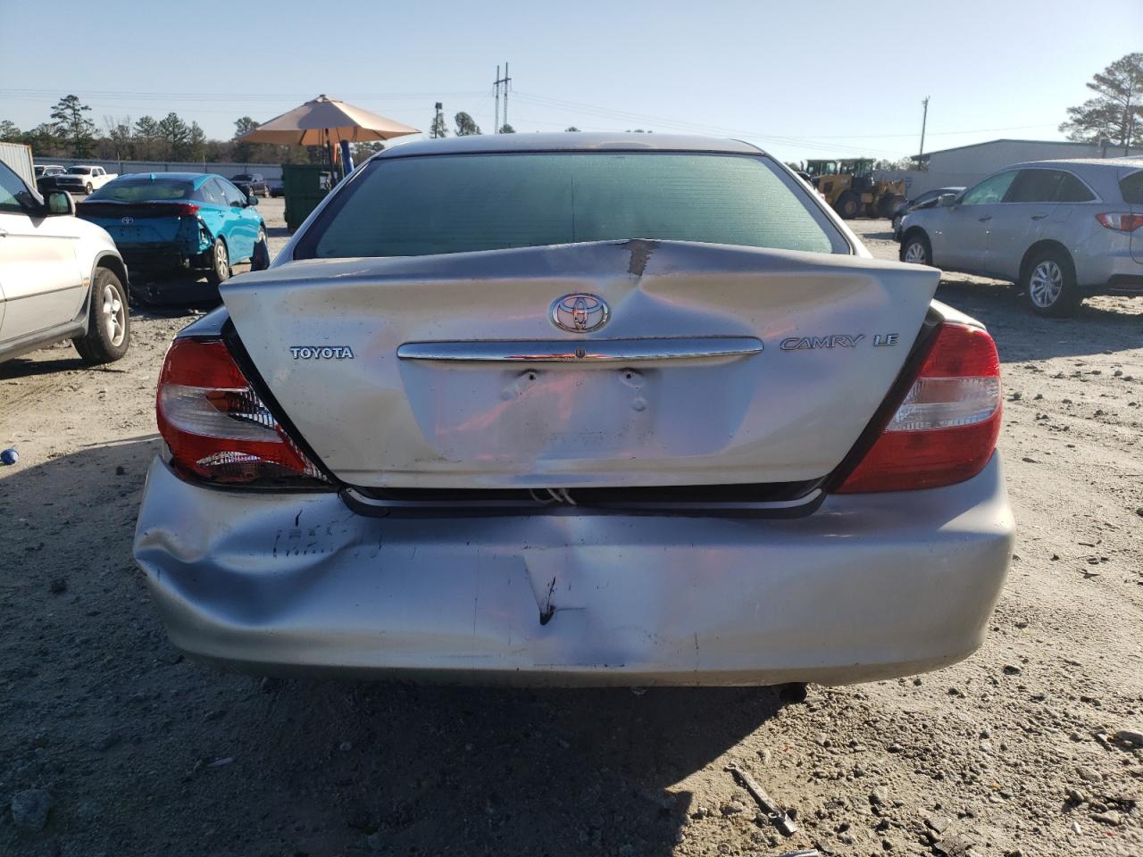 2004 Toyota Camry VIN 4T1BE32KX4U841134 Copart auction photo, front end / rear end damage thumbnail 6