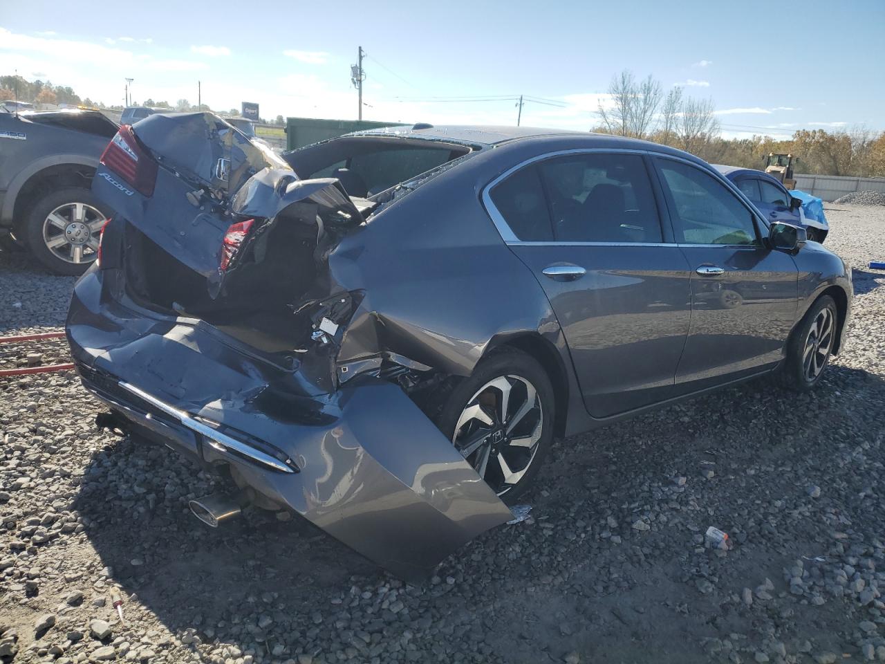 2017 Honda Accord VIN 1HGCR3F03HA039202 Copart auction photo, rear end damage thumbnail 3