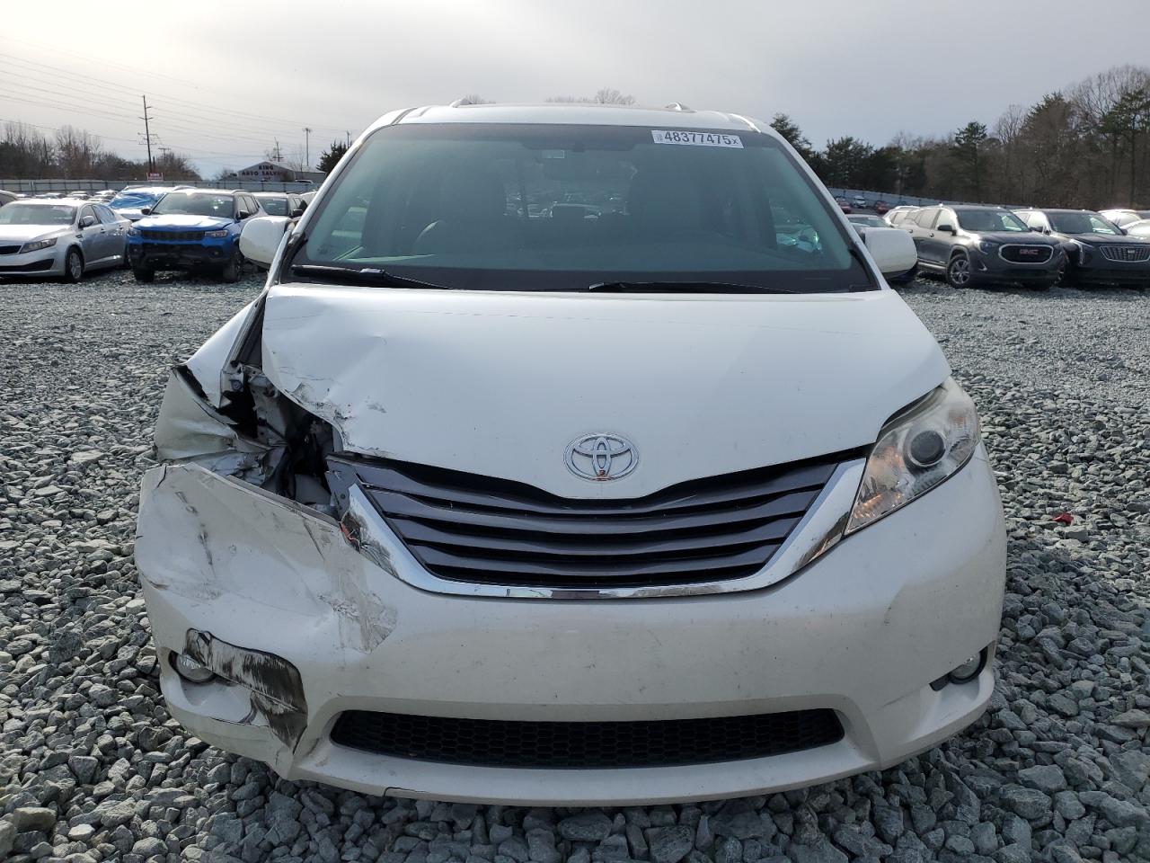 2015 Toyota Sienna VIN 5TDYK3DC6FS600837 Copart auction photo, front end damage thumbnail 5