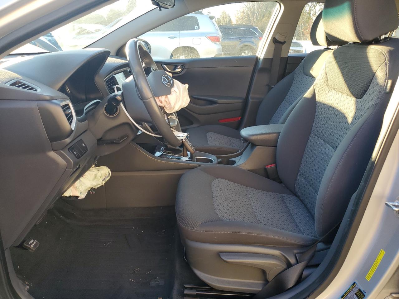 2019 Hyundai IONIQ VIN KMHC65LD6KU122795 Copart auction photo, front end damage thumbnail 7