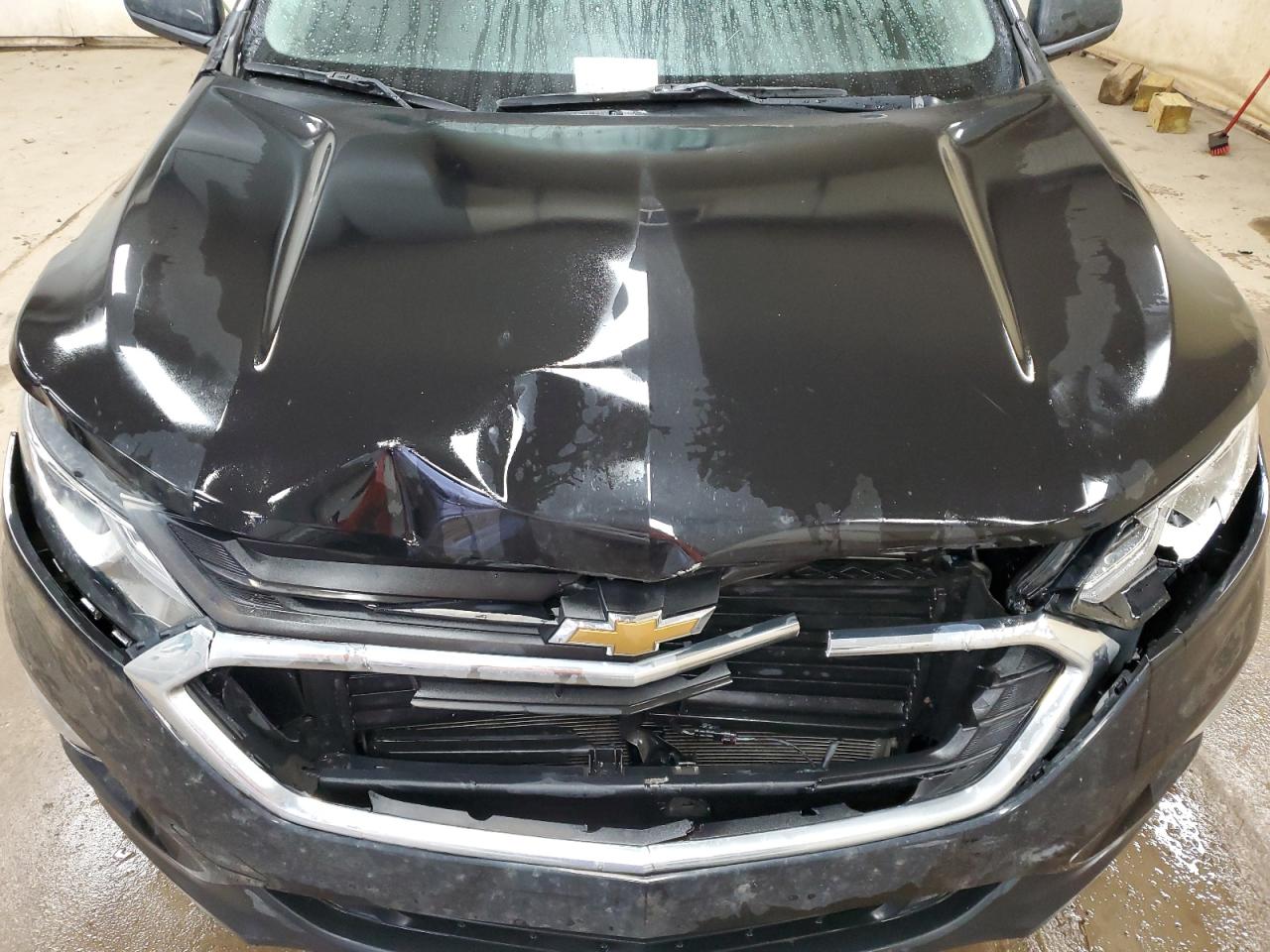 2019 Chevrolet Equinox VIN 2GNAXKEV7K6157221 Copart auction photo, front end / rear end damage thumbnail 12
