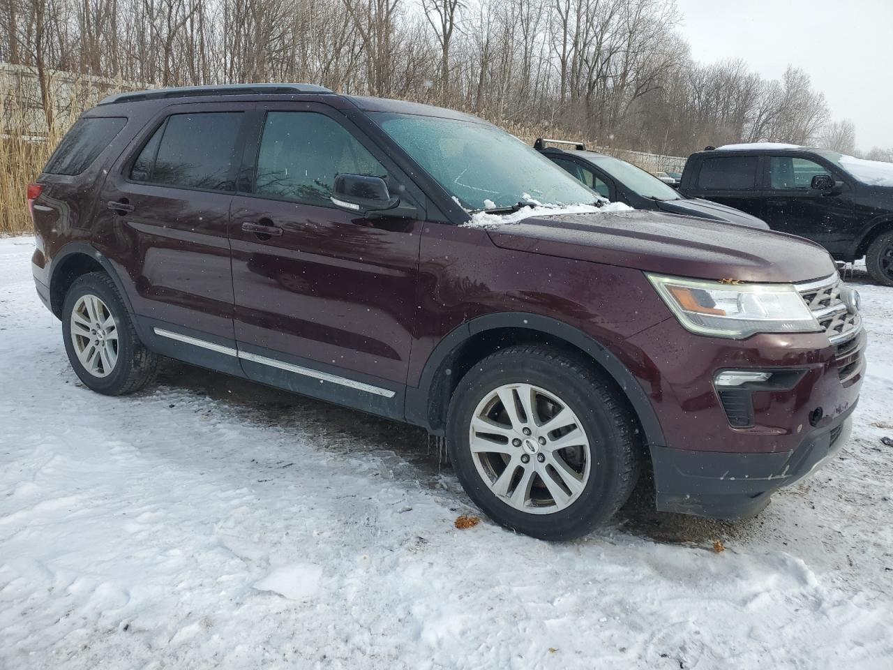 2018 Ford Explorer VIN 1FM5K8D85JGC92182 Copart auction photo, side / rear end damage thumbnail 4