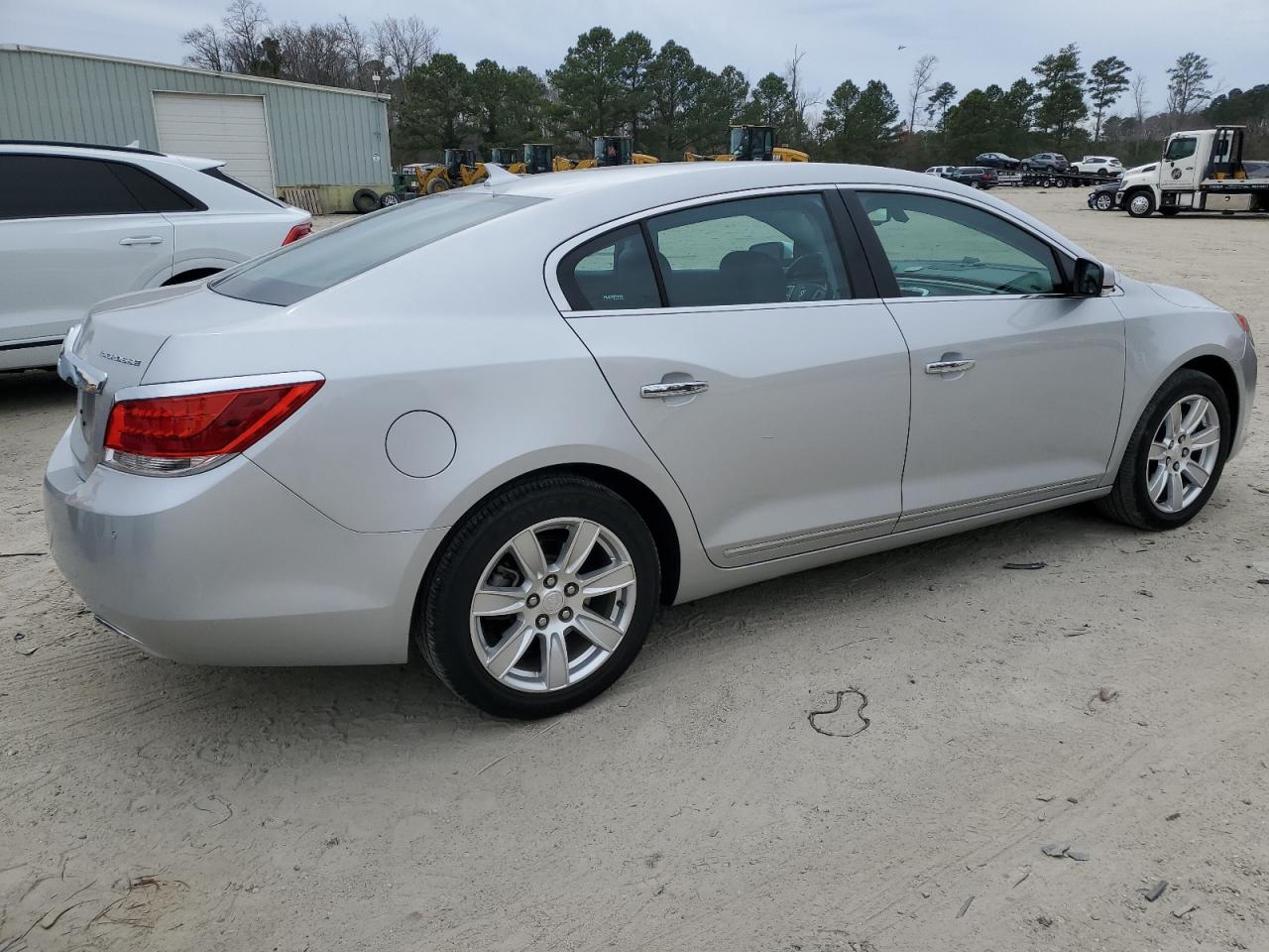 2013 Buick LaCrosse VIN 1G4GC5E35DF217354 Copart auction photo, minor dent/scratches damage thumbnail 3