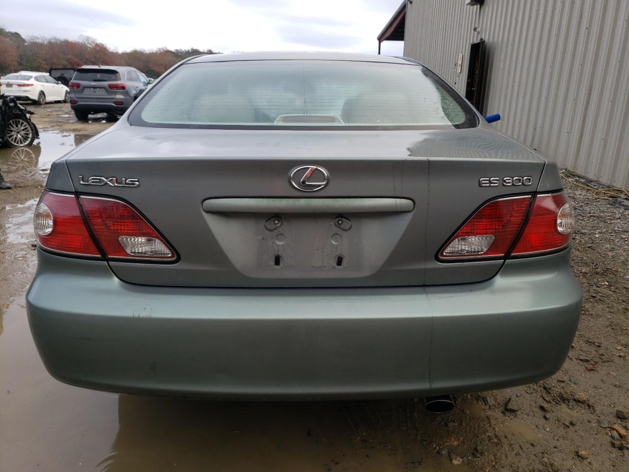 2002 Lexus ES VIN JTHBF30G520021563 Copart auction photo, front end / minor dent/scratches damage thumbnail 6