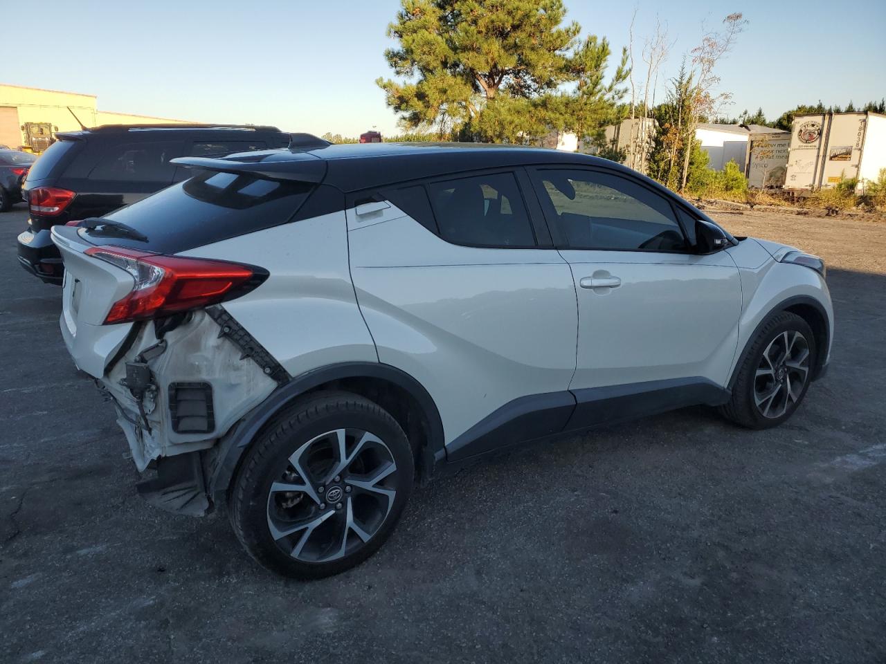 2019 Toyota C-HR VIN NMTKHMBX0KR091630 Copart auction photo, rear end damage thumbnail 3