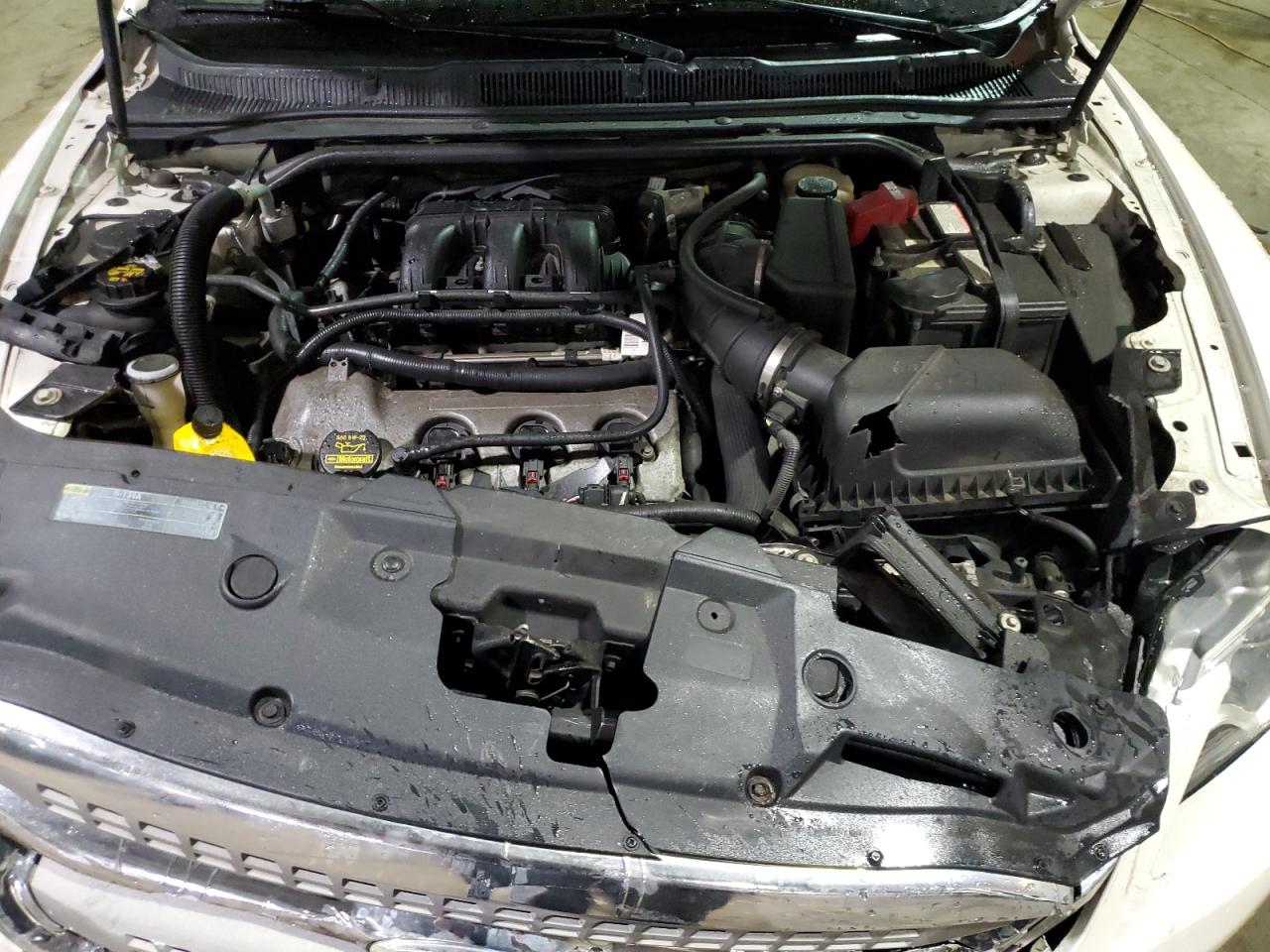 2011 Ford Taurus VIN 1FAHP2EW4BG131455 Copart auction photo, front end / mechanical damage thumbnail 11