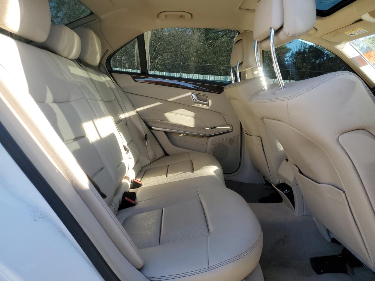 2015 Mercedes-Benz E-klasse VIN WDDHF8JB4FB108236 Copart auction photo, biohazard/chemical / front end damage thumbnail 10