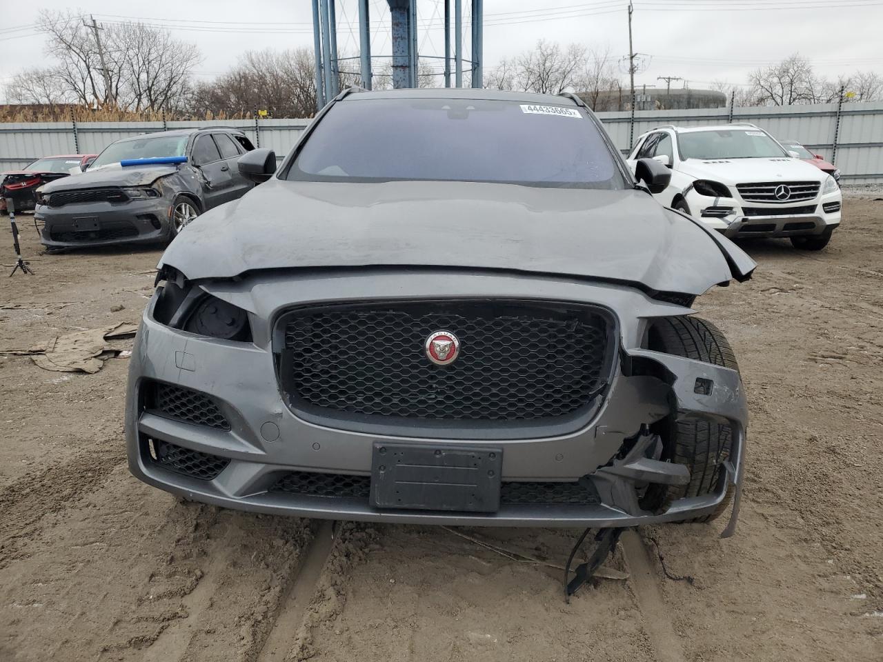 2018 Jaguar F-Pace VIN SADCK2FX5JA250308 Copart auction photo, front end / rear end damage thumbnail 5