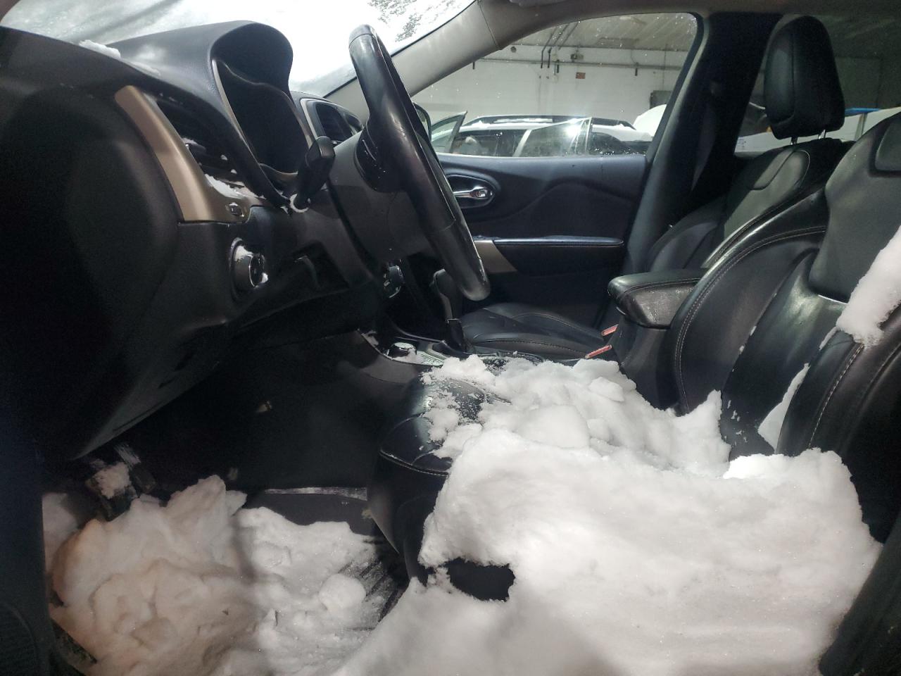 2017 Jeep Grand Cherokee VIN 1C4PJMDS0HW606020 Copart auction photo, front end / side damage thumbnail 7