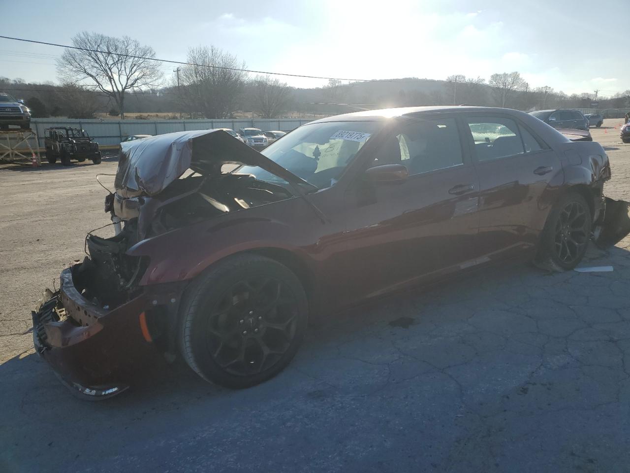 2019 Chrysler 300 VIN 2C3CCABG1KH569561