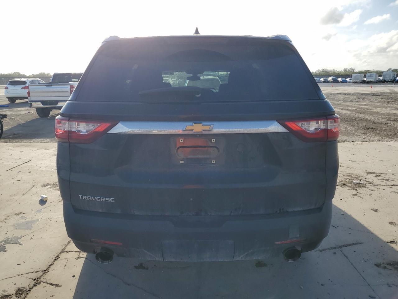2021 Chevrolet Traverse VIN 1GNERFKW0MJ138922 Copart auction photo, front end damage thumbnail 6