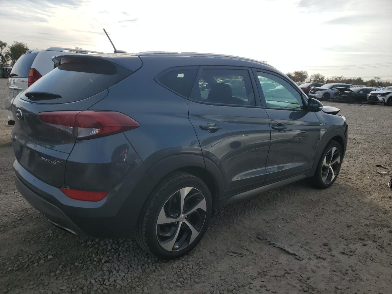 2016 Hyundai Tucson VIN KM8J33A26GU032656 Copart auction photo, front end damage thumbnail 3