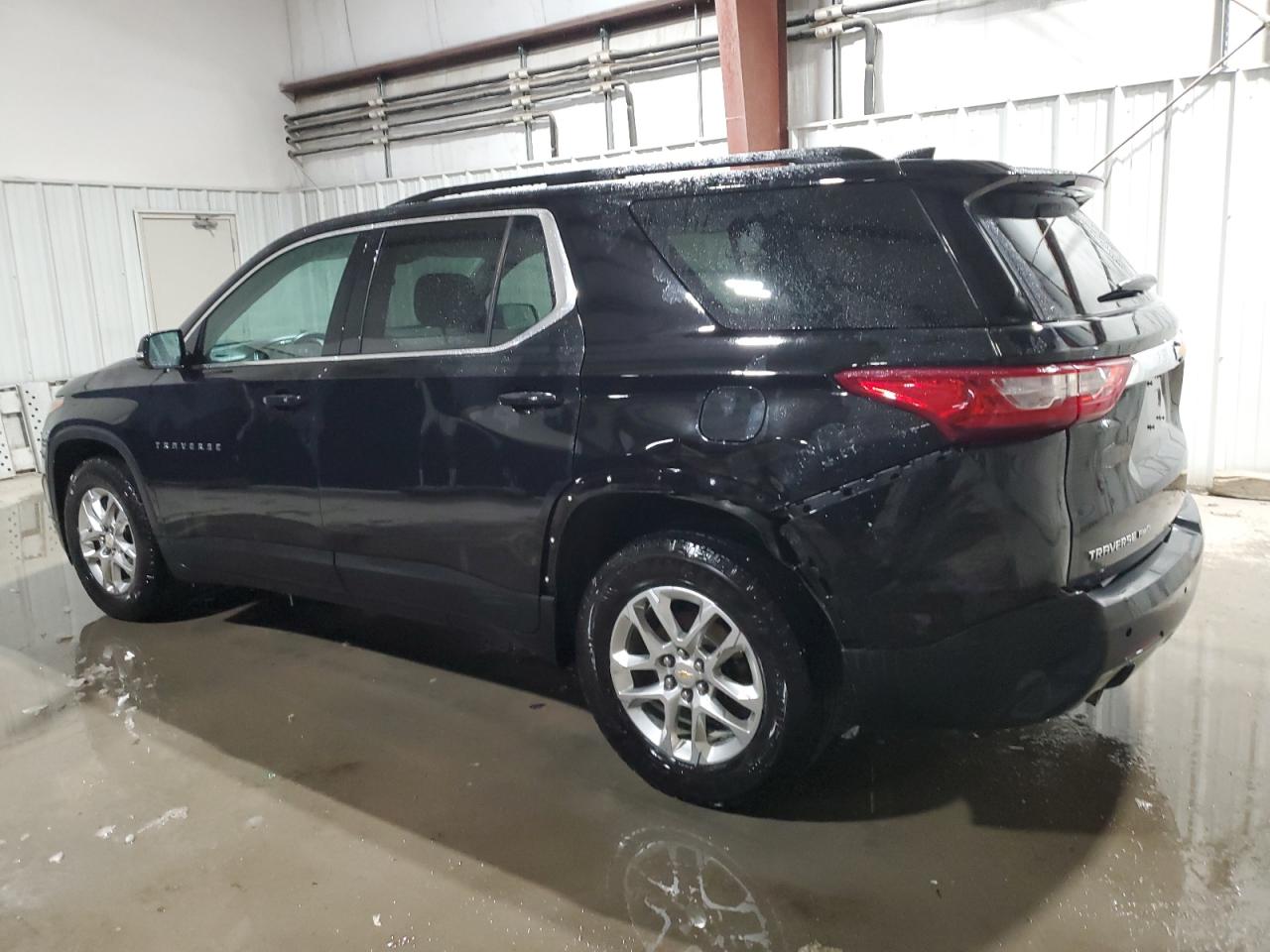 2020 Chevrolet Traverse VIN 1GNEVGKW4LJ253460 Copart auction photo, rear end / side damage thumbnail 2