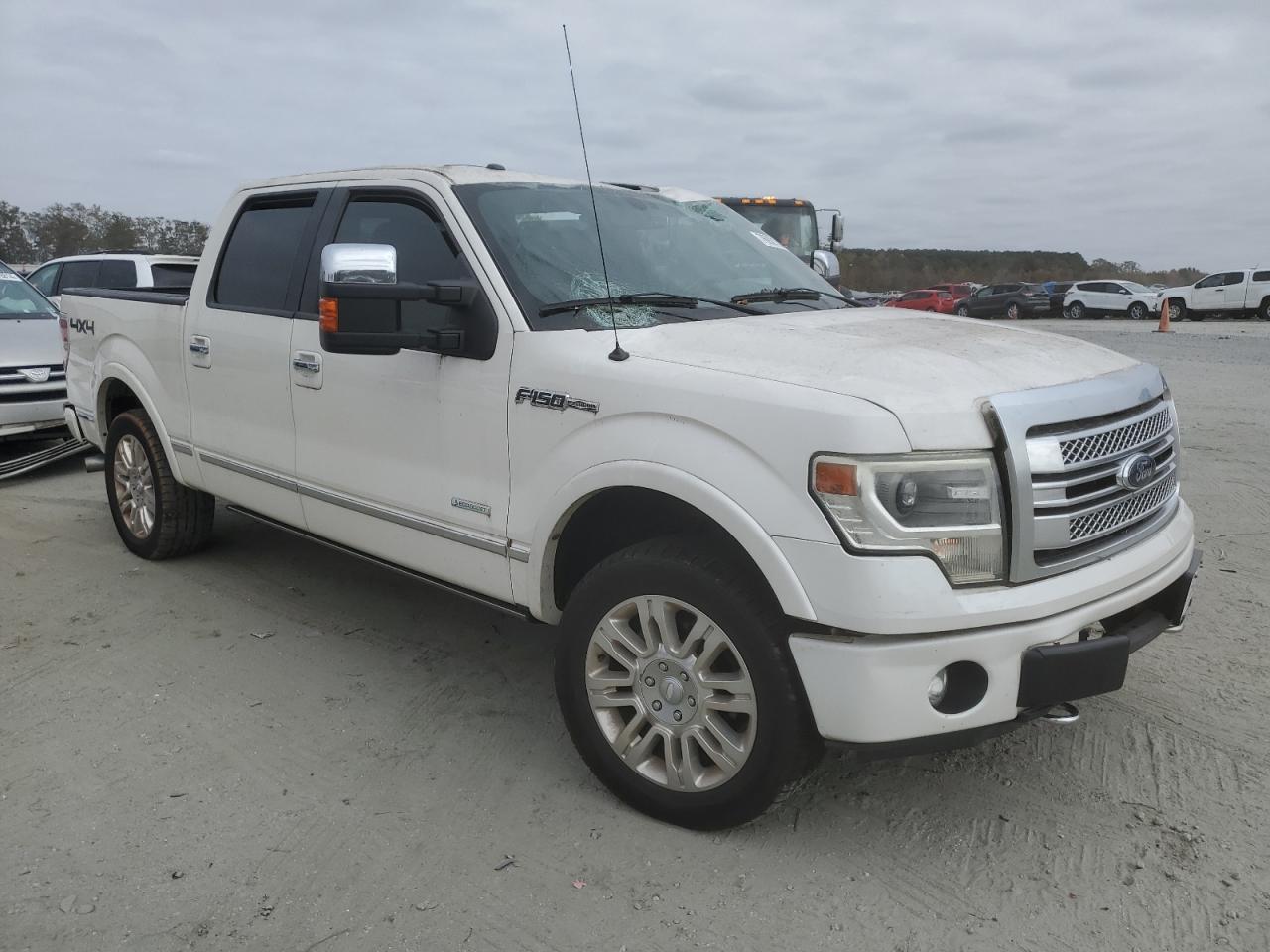 2013 Ford F-150 VIN 1FTFW1ET5DFB16797 Copart auction photo, top/roof / front end damage thumbnail 4