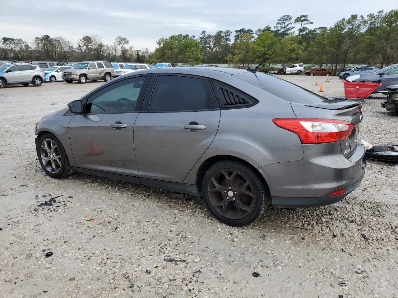 2014 Ford Focus VIN 1FADP3F27EL285122 Copart auction photo, front end / side damage thumbnail 2