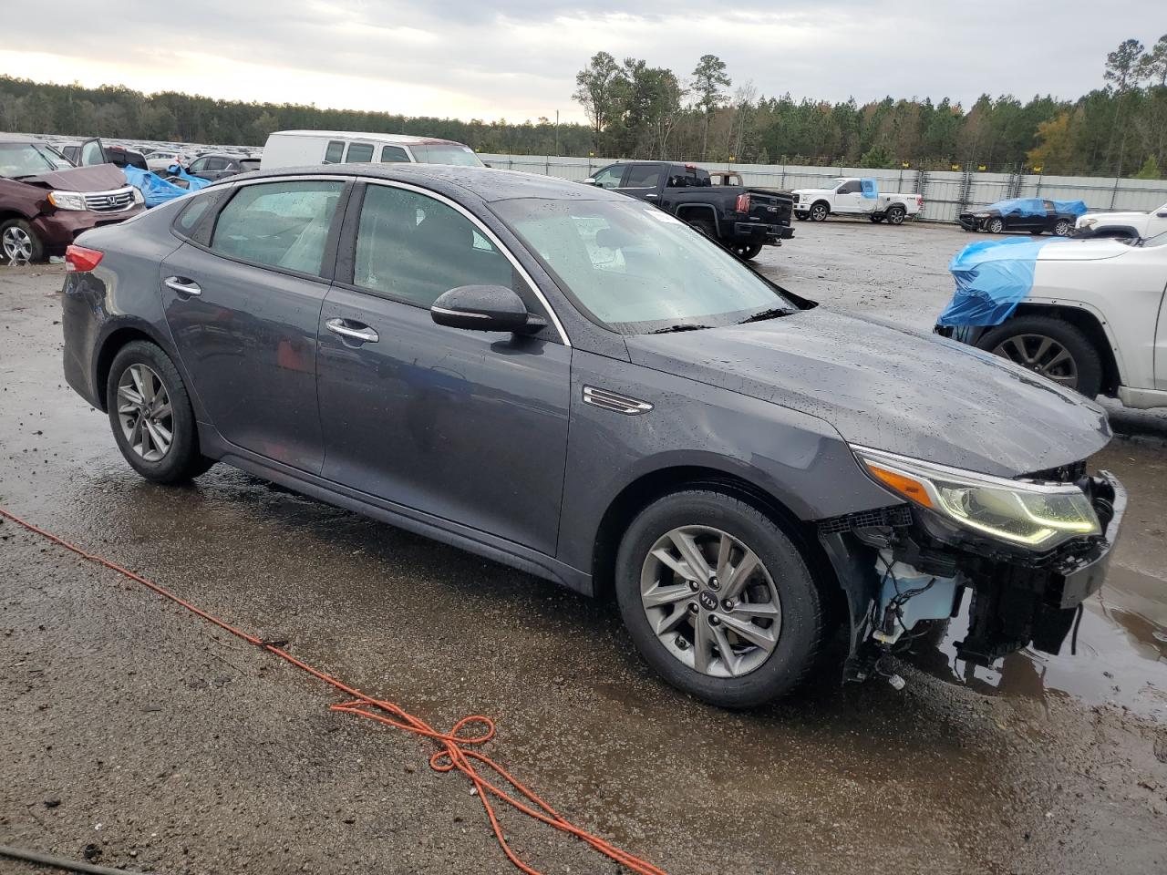 2019 KIA Optima VIN 5XXGT4L35KG292913 Copart auction photo, front end / side damage thumbnail 4