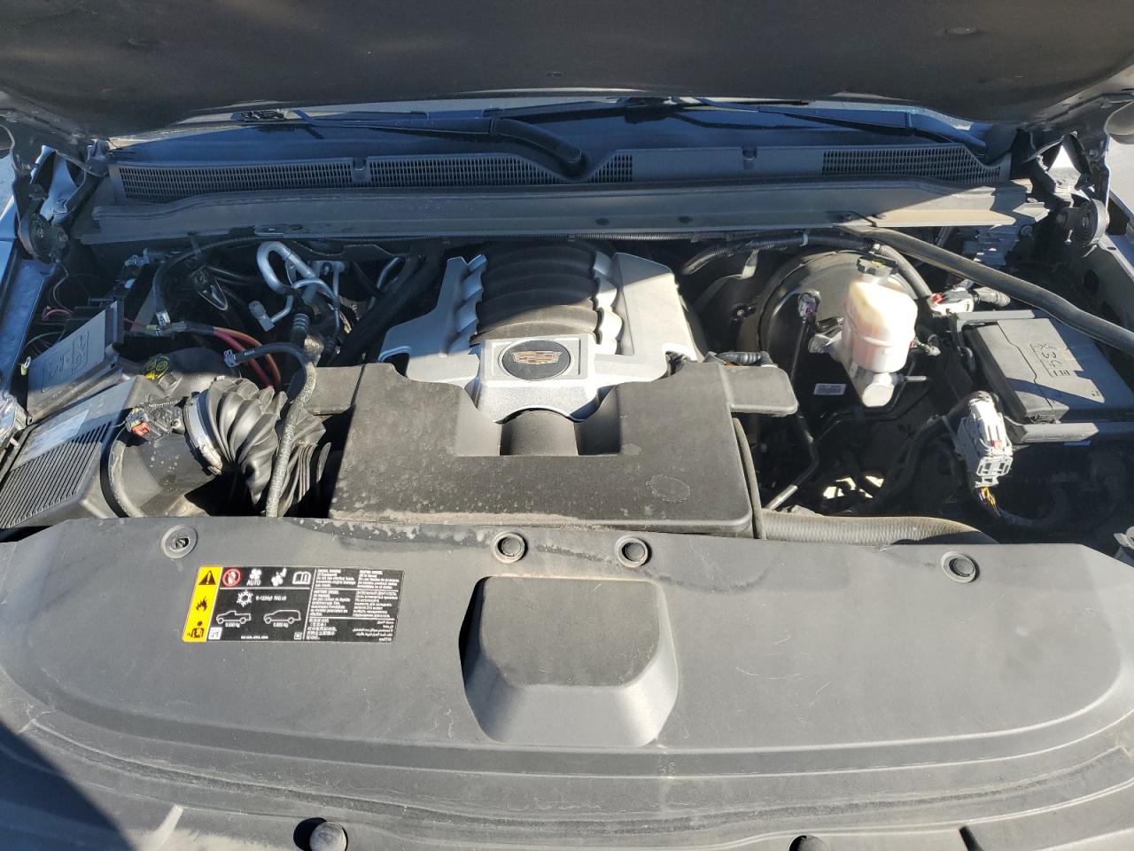 2019 Cadillac Escalade VIN 1GYS3KKJ7KR211397 Copart auction photo, front end / side damage thumbnail 12