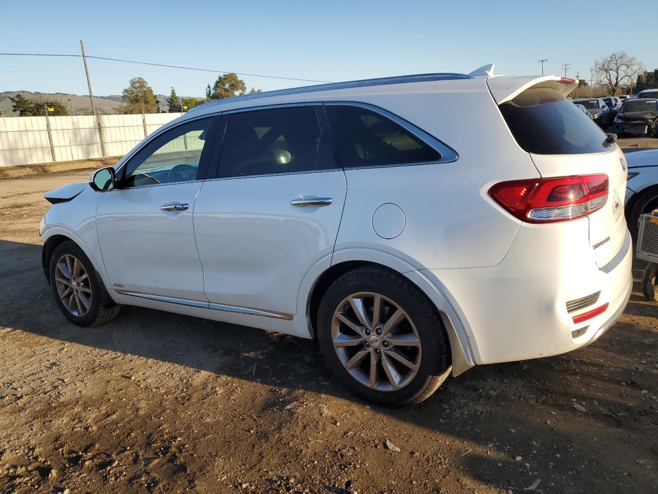 2017 KIA Sorento VIN 5XYPKDA58HG226657 Copart auction photo, front end damage thumbnail 2