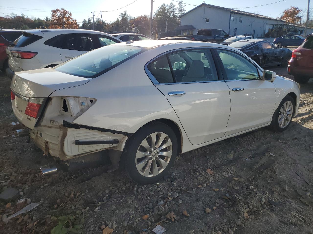 2020 Honda Accord VIN 1HGCR3F88DA017213 Copart auction photo, rear end / minor dent/scratches damage thumbnail 3