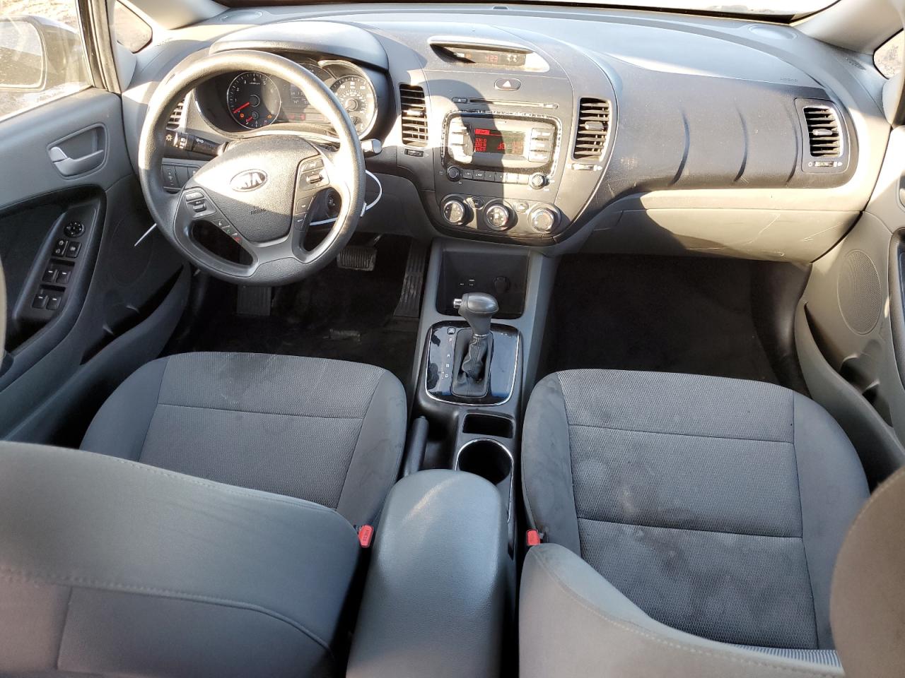 2017 KIA Forte VIN 3KPFK4A79HE127260 Copart auction photo, rear end / side damage thumbnail 8