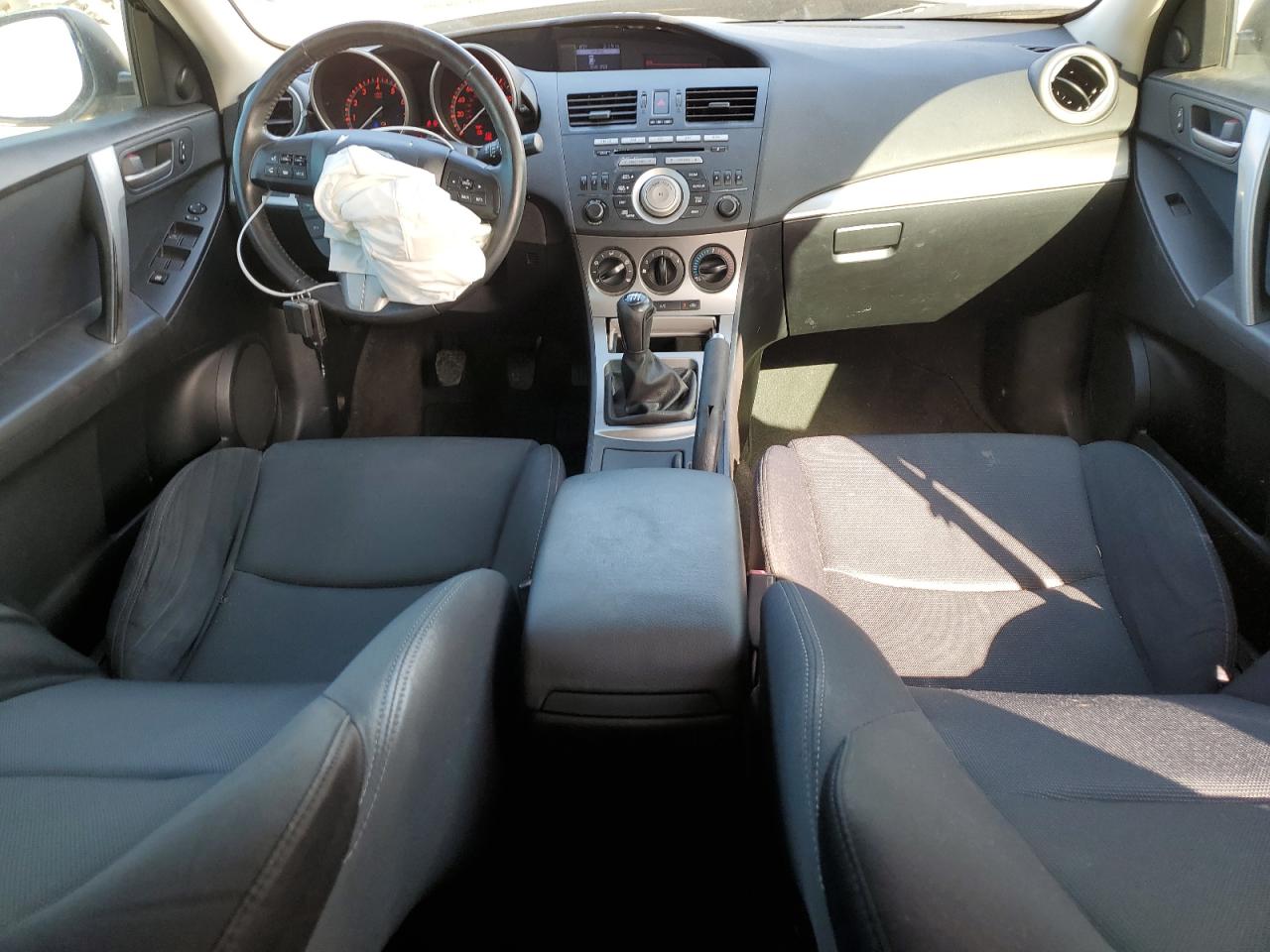 2011 Mazda 3 VIN JM1BL1K62B1457753 Copart auction photo, front end damage thumbnail 8