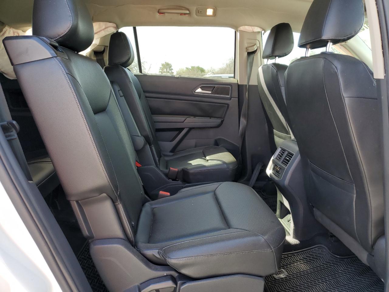 2019 Volkswagen Atlas VIN 1V2WR2CA6KC591256 Copart auction photo, side damage thumbnail 11