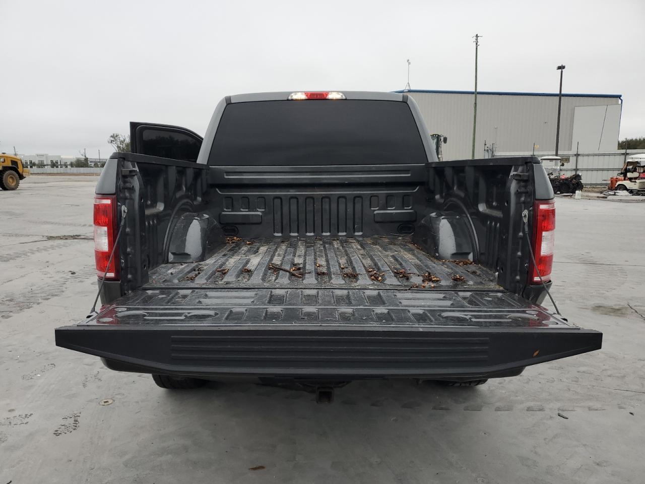 2018 Ford F-150 VIN 1FTEW1EPXJFE14403 Copart auction photo, rear end damage thumbnail 6