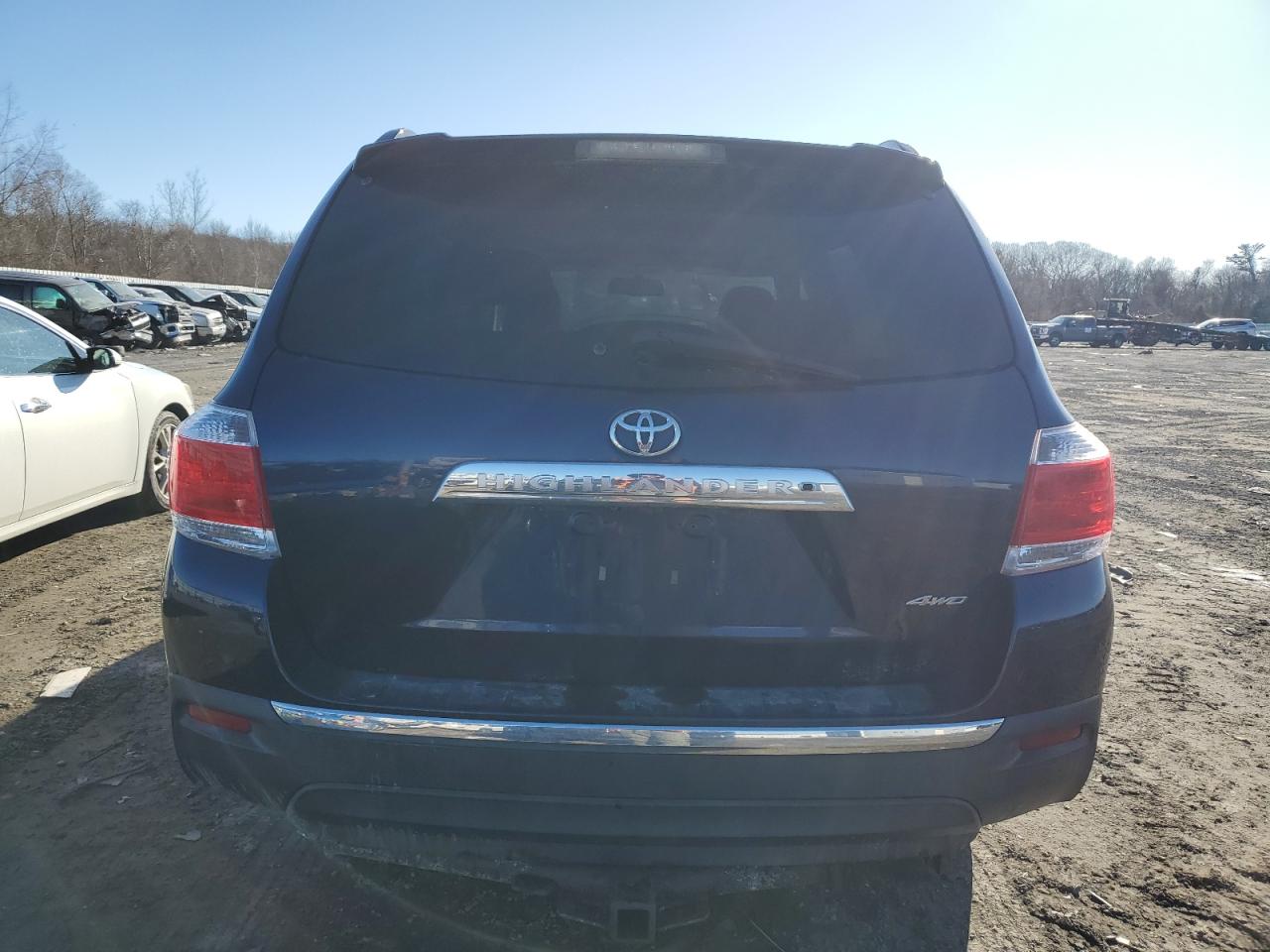 2012 Toyota Highlander VIN 5TDBK3EH1CS131877 Copart auction photo, front end damage thumbnail 6