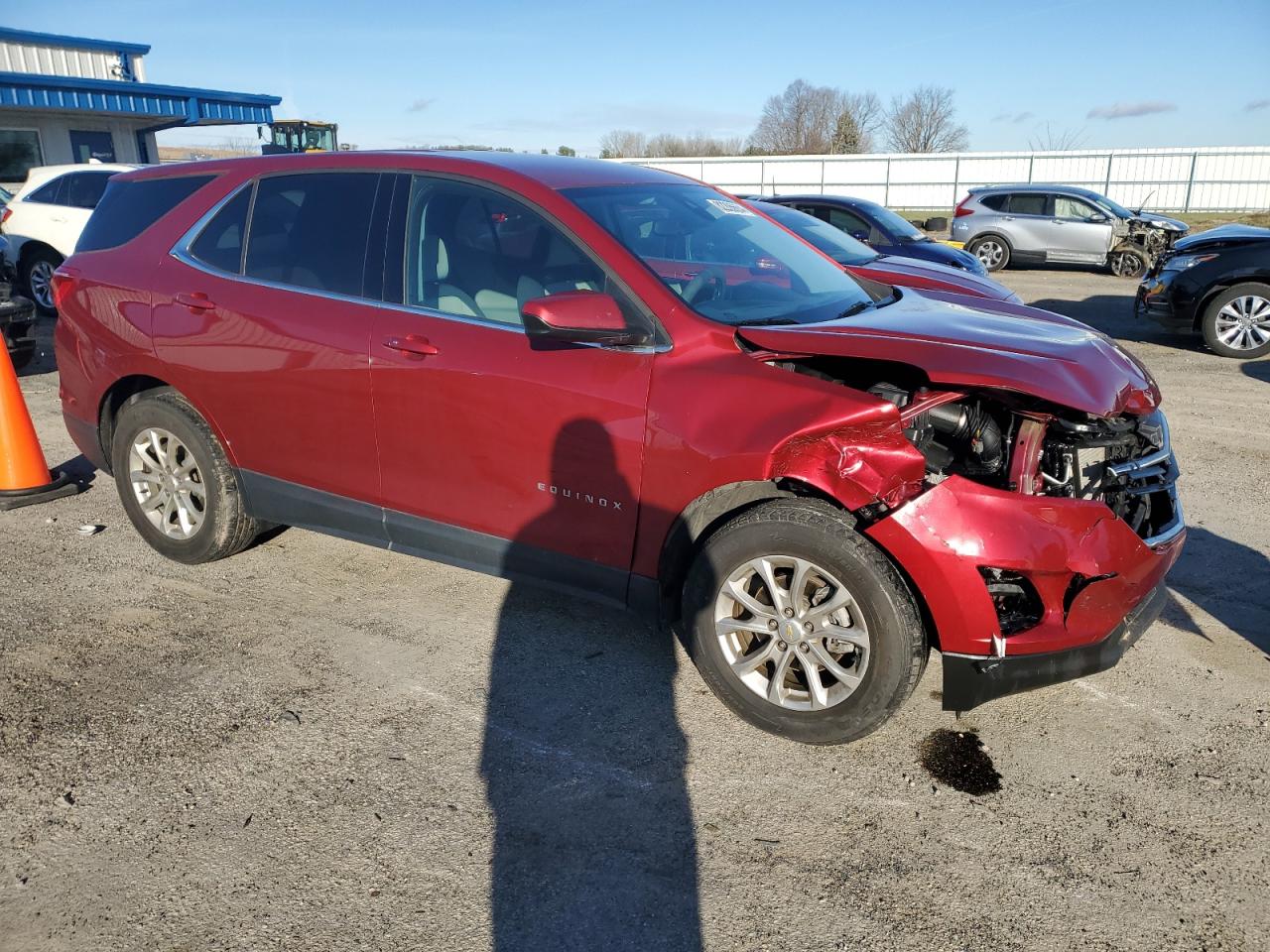 2020 Chevrolet Equinox VIN 2GNAXUEV3L6218707 Copart auction photo, front end damage thumbnail 4
