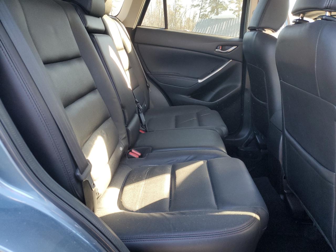 2016 Mazda CX-5 VIN JM3KE4DY9G0690558 Copart auction photo, front end / side damage thumbnail 11