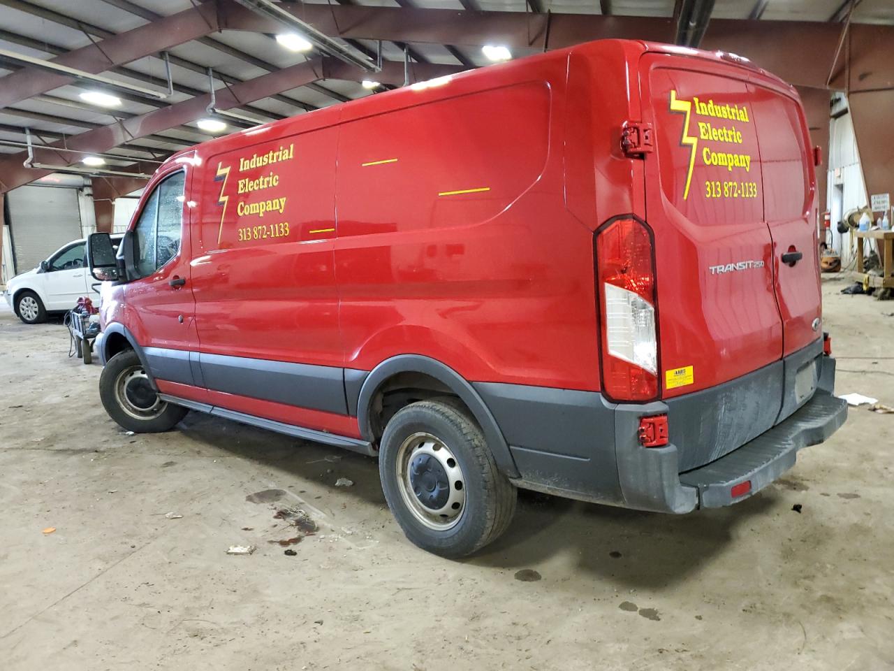 2015 Ford Transit VIN 1FTNR1ZM1FKA96483 Copart auction photo, front end / mechanical damage thumbnail 2