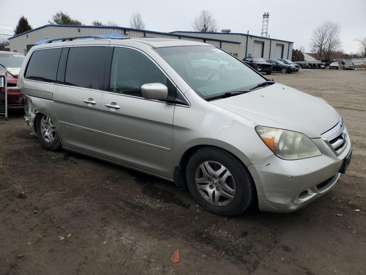 2006 Honda Odyssey VIN 5FNRL38796B011896 Copart auction photo, all over damage thumbnail 4