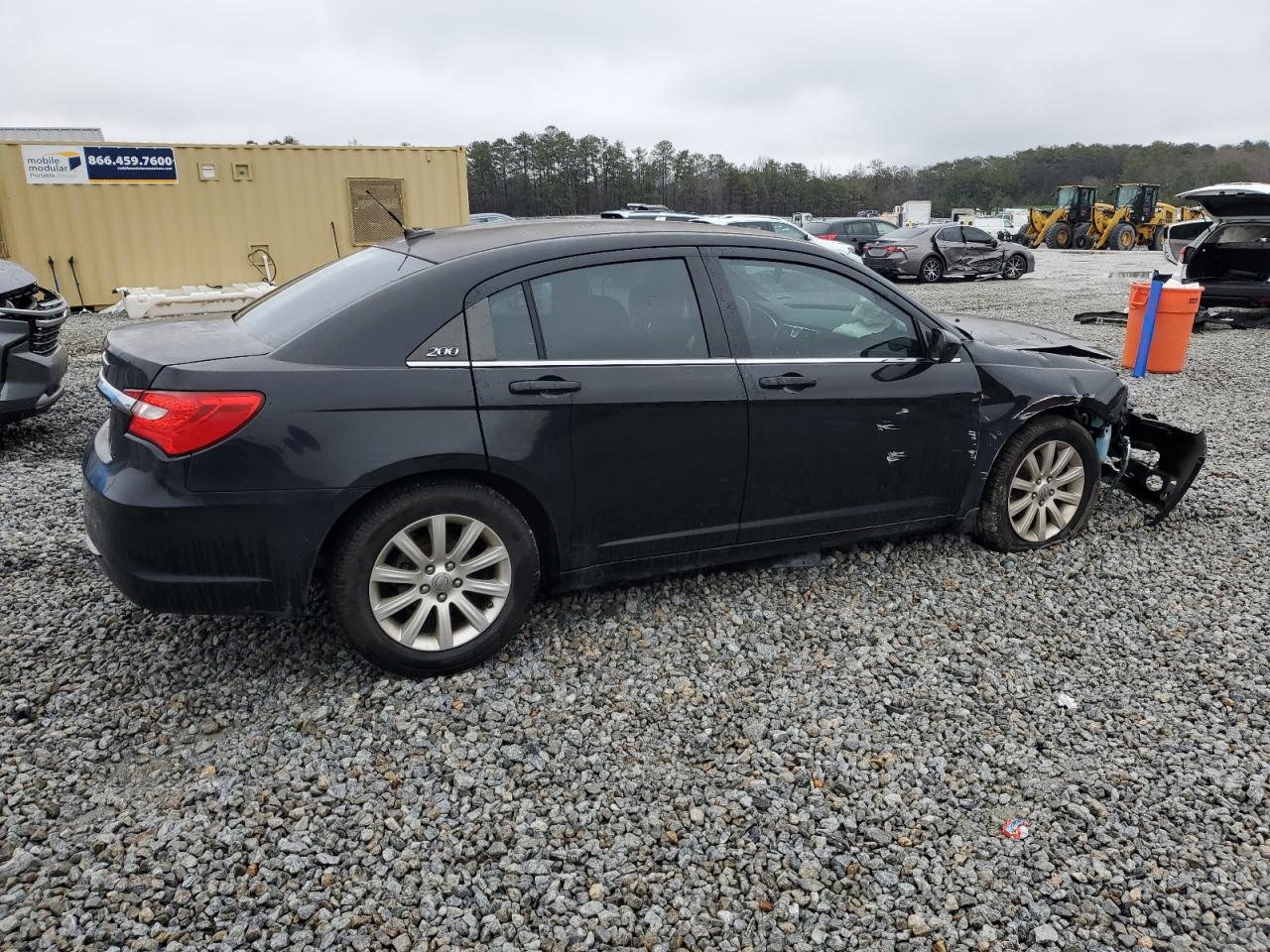 2013 Chrysler 200 VIN 1C3CCBBB7DN693788 Copart auction photo, front end / undercarriage damage thumbnail 3