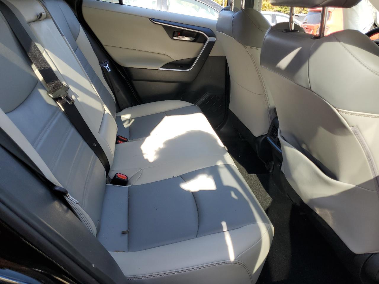 2022 Toyota RAV 4 VIN JTMA1RFV1ND085889 Copart auction photo, rollover damage thumbnail 10