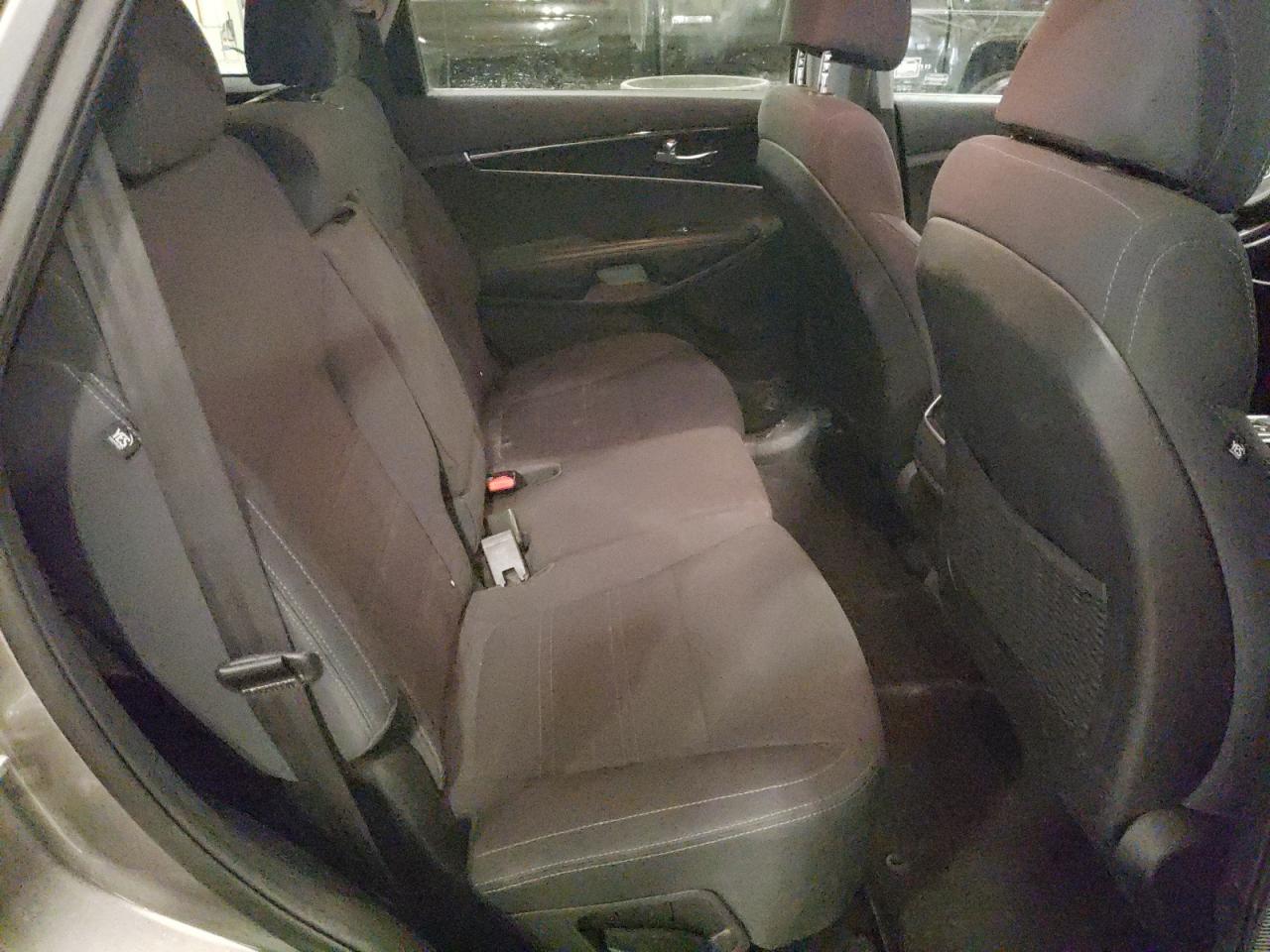2017 KIA Sorento VIN 5XYPG4A37HG212023 Copart auction photo, rear end / front end damage thumbnail 11