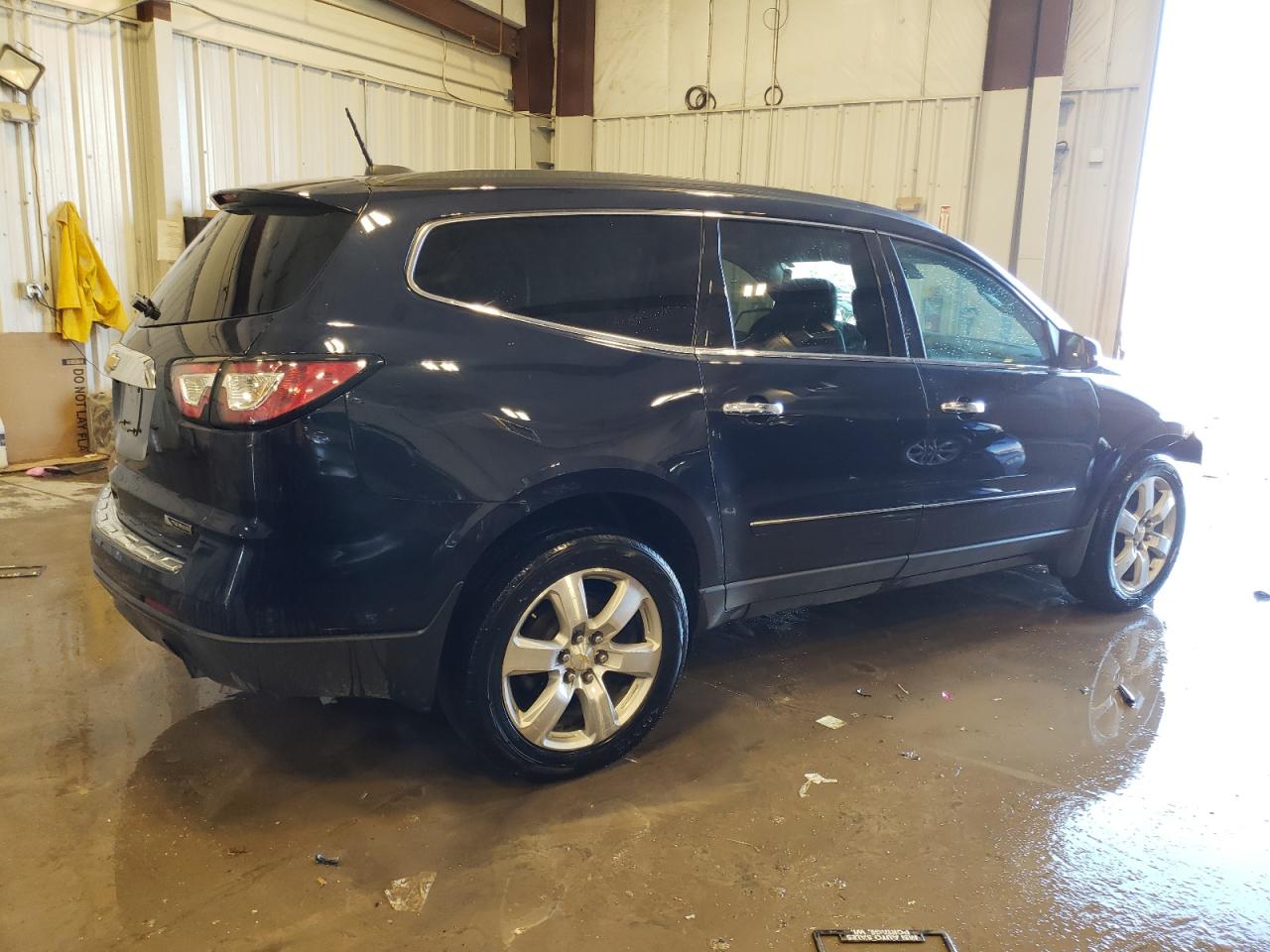 2017 Chevrolet Traverse VIN 1GNKVJKD0HJ109507 Copart auction photo, front end damage thumbnail 3