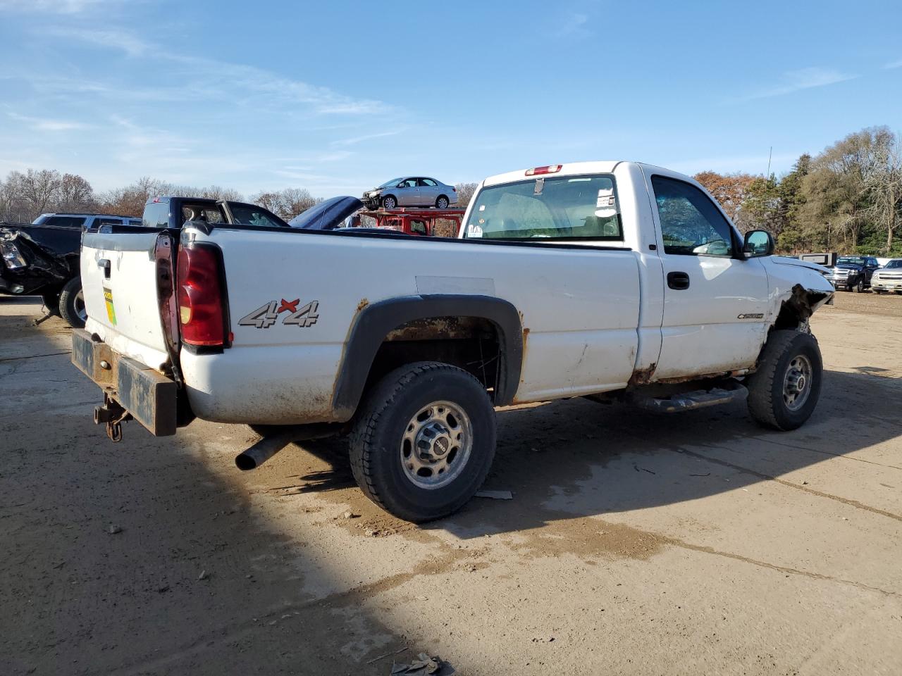 2004 Chevrolet Silverado VIN 1GCHK24U24E128867 Copart auction photo, all over damage thumbnail 3