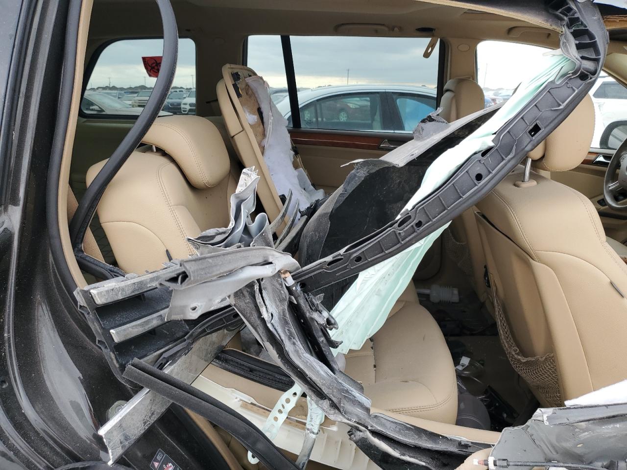 2008 Mercedes-Benz GL-klasse VIN 4JGBF71EX8A368441 Copart auction photo, all over damage thumbnail 10