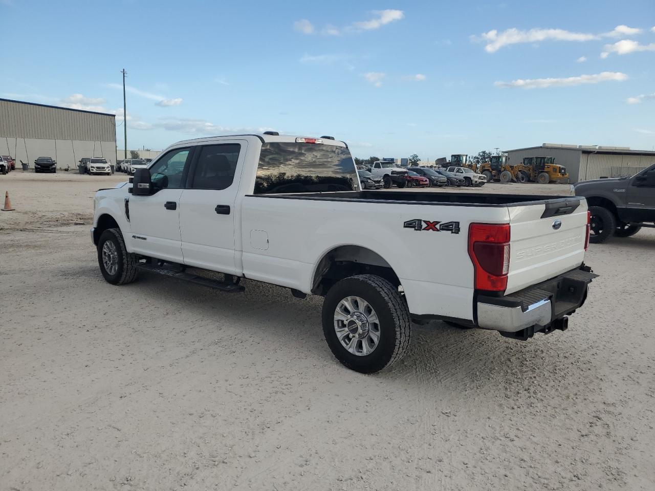 2022 Ford F350 VIN 1FT8W3BT2NEE21321 Copart auction photo, front end / rear end damage thumbnail 2