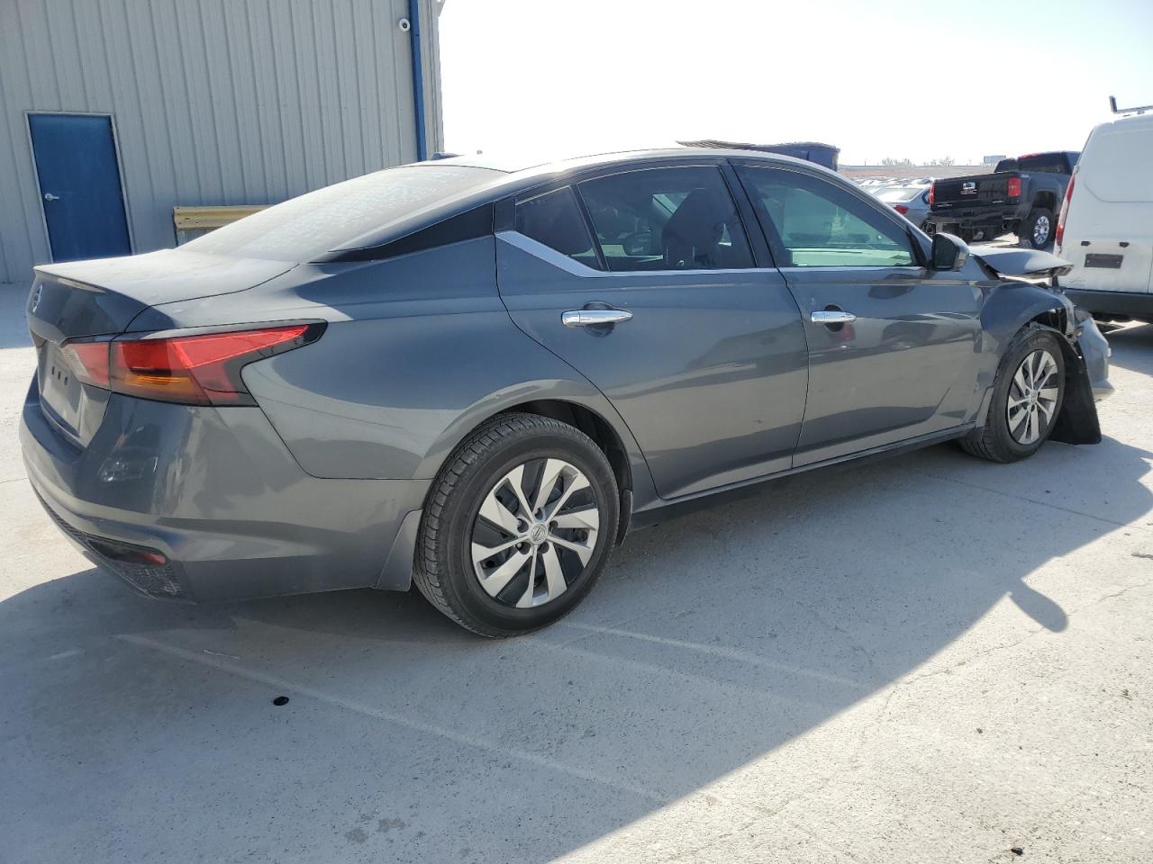 2019 Nissan Altima VIN 1N4BL4BV4KN316559 Copart auction photo, front end damage thumbnail 3