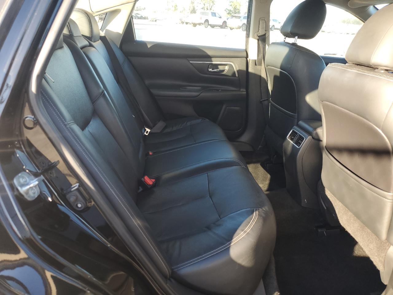 2018 Nissan Altima VIN 1N4AL3AP5JC168179 Copart auction photo, minor dent/scratches damage thumbnail 10