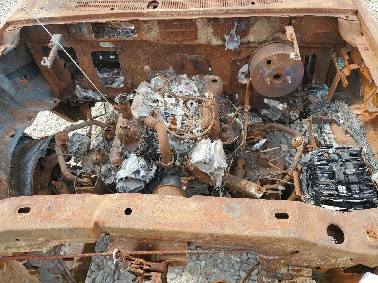 1999 Ford Ranger VIN 1FTYR14X7XPB38366 Copart auction photo, burn / replaced vin damage thumbnail 11